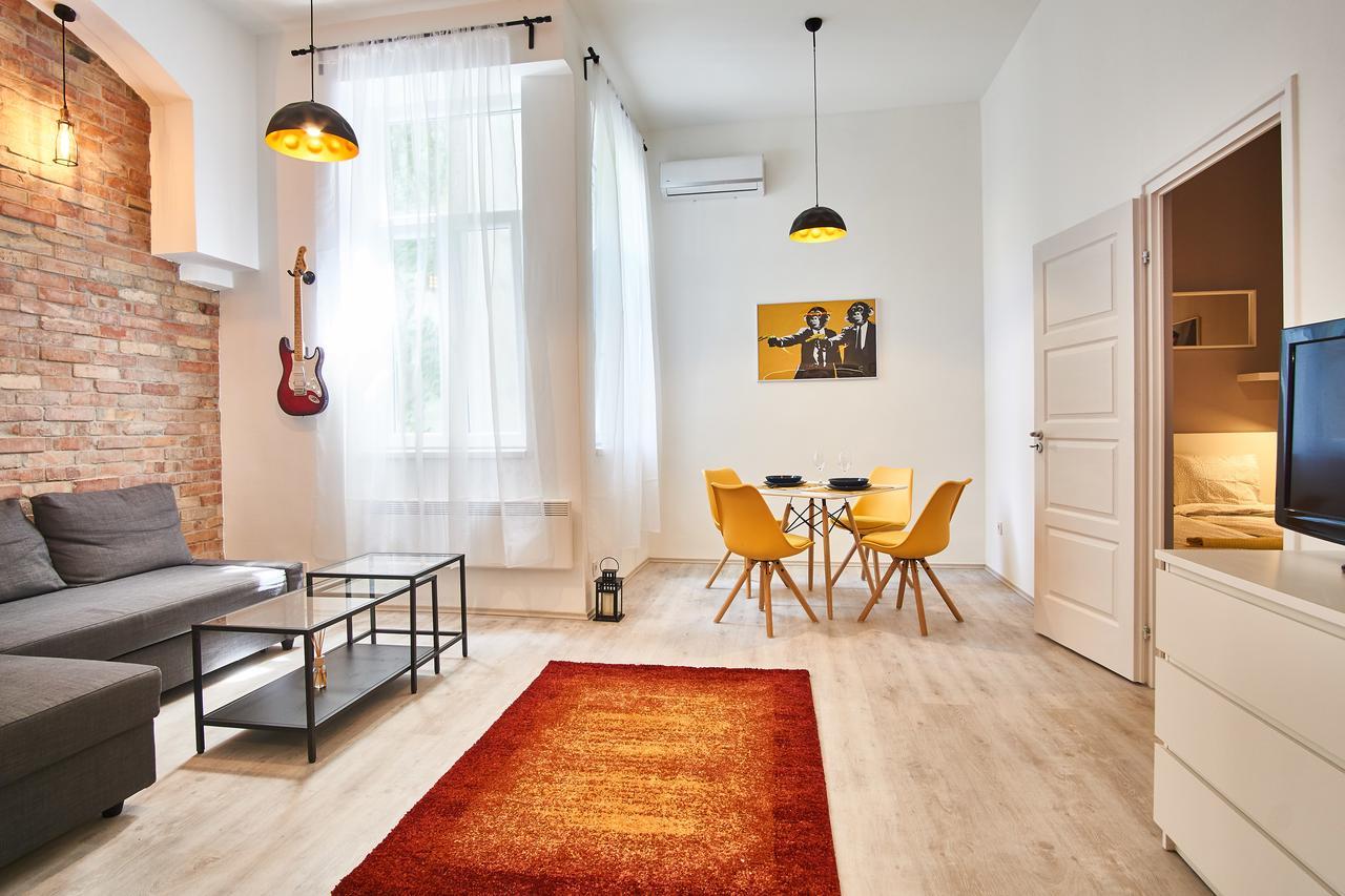 Design Apartment In The City Center With Ac Budapest Ngoại thất bức ảnh