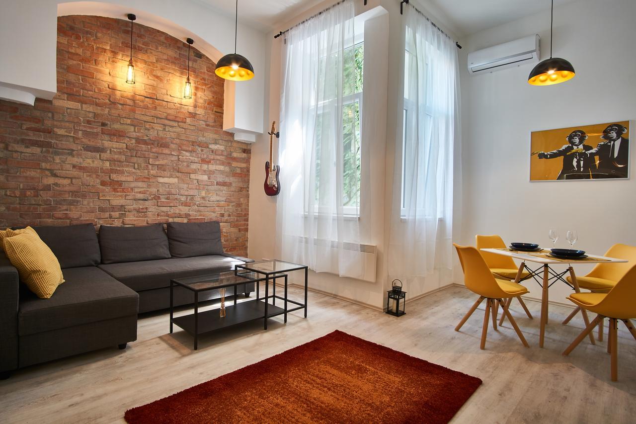 Design Apartment In The City Center With Ac Budapest Ngoại thất bức ảnh